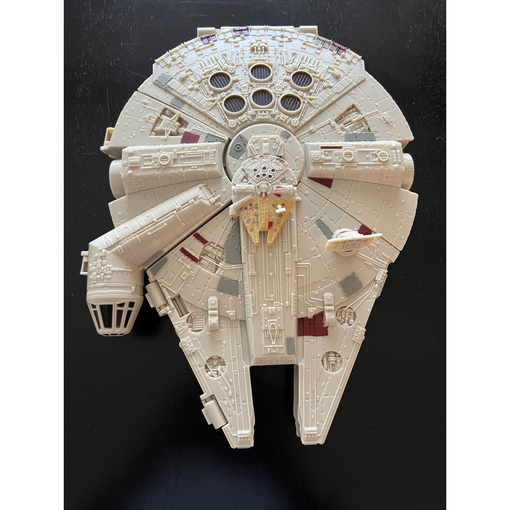 Tonka Star Wars‎ 2015 Micro Machines Millennium Falcon Playset Tan Good Jakku